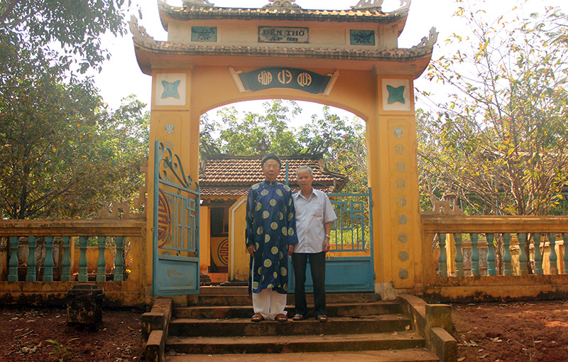 Đền thờ Thần hoàng của làng 5B, Lộc Tấn