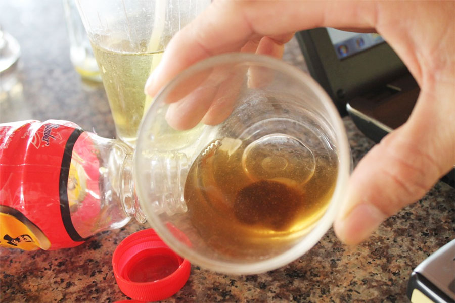 Uống Dr Thanh gặp vật lạ