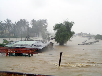Lời kêu gọi của Đoàn chủ tịch UBTW MTTQ Việt Nam về vận động toàn dân ủng hộ đồng bào bị thiệt hại do bão lũ gây ra