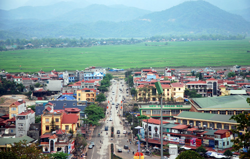 Các điểm di tích Điện Biên Phủ hút du khách tham quan