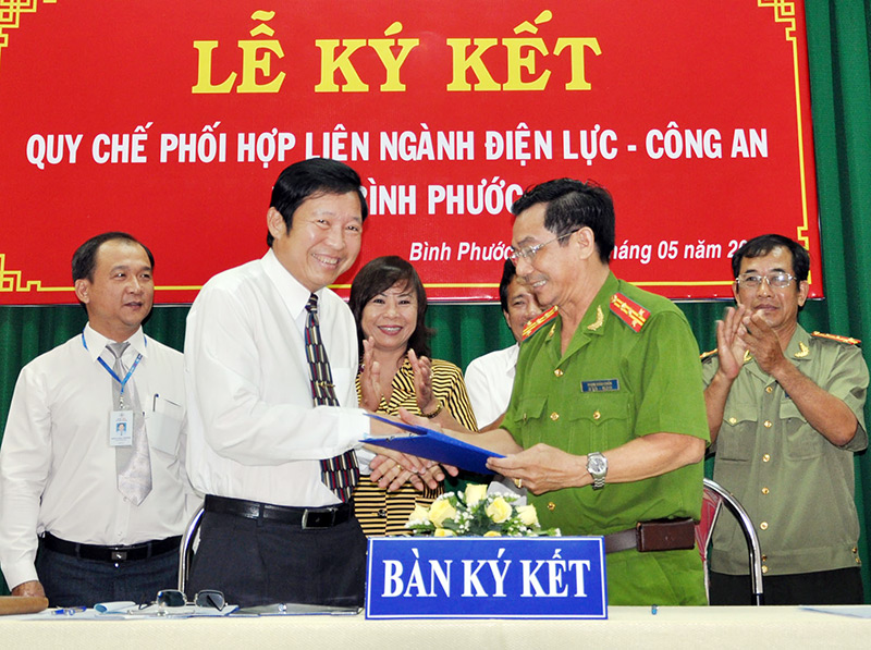 K&yacute; kết quy chế phối hợp li&ecirc;n ng&agrave;nh