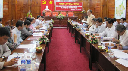 Ủy ban Thường vụ Quốc hội gi&aacute;m s&aacute;t về việc cấp đất ở, đất sản xuất cho đồng b&agrave;o d&acirc;n tộc thiểu số tại B&igrave;nh Phước