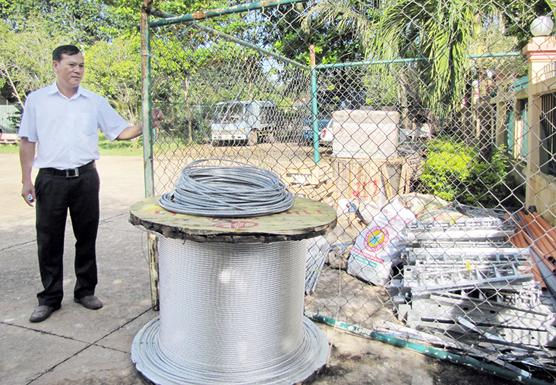 Khu định cư ấp Đồng Tân không thể kéo điện do vướng mặt bằng