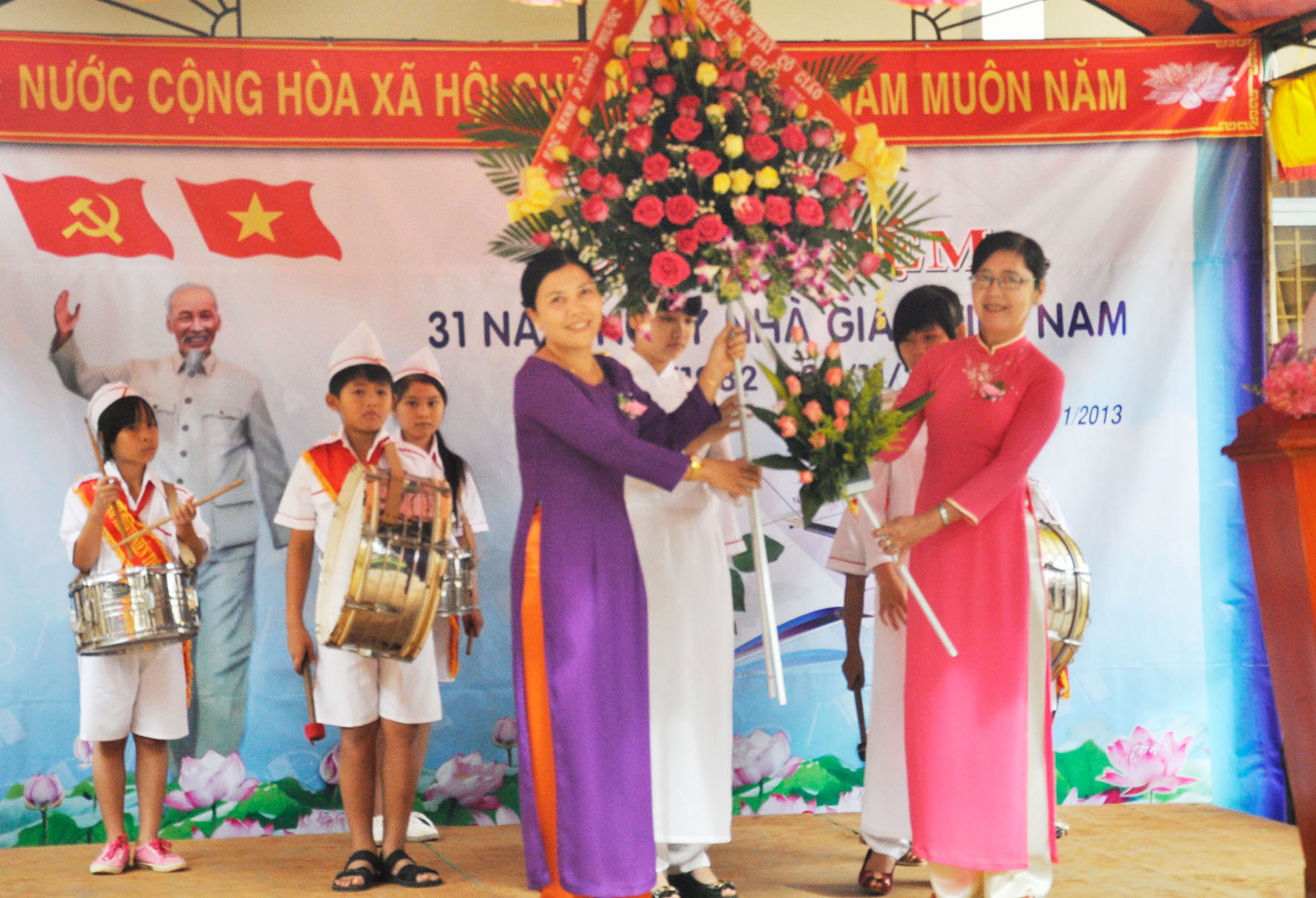 Phường Long Phước tổ chức kỷ niệm ngày 20-11