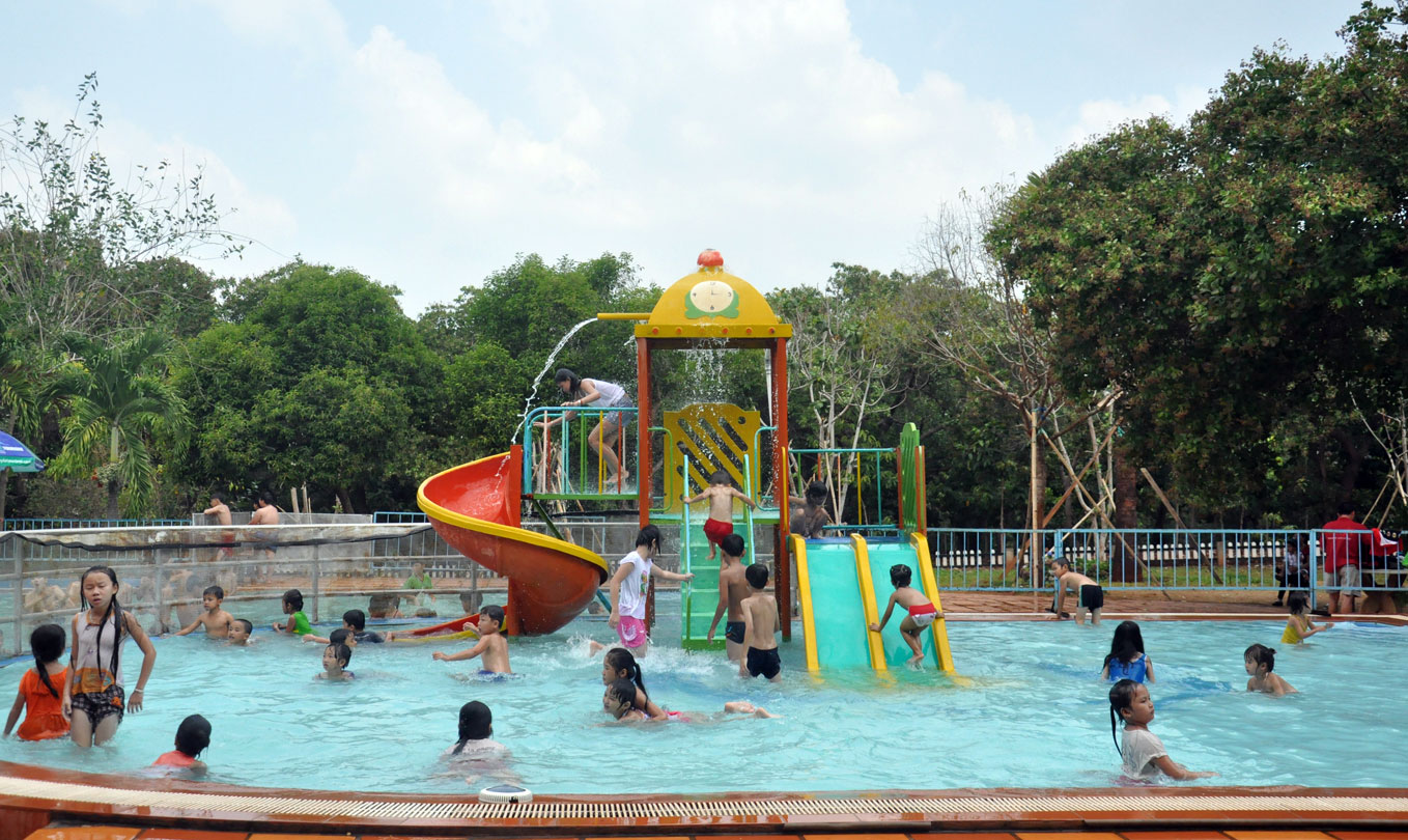 Nhộn nhịp du xuân ở Bình Phước