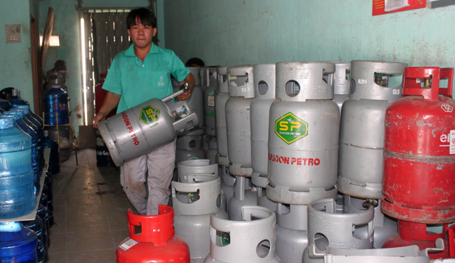 Từ 1-4: Gas giảm thêm 16.000 đồng/bình