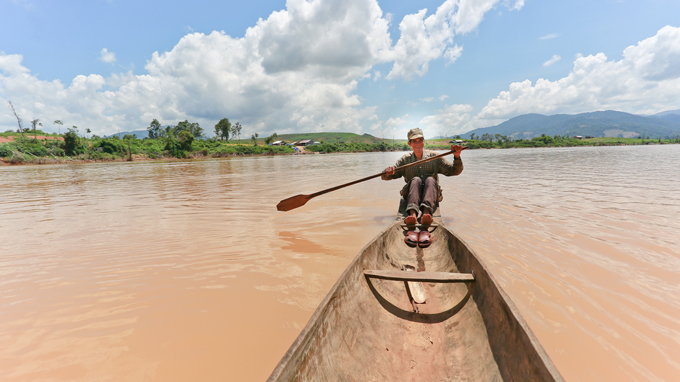 Người đẽo thuyền độc mộc cuối cùng
