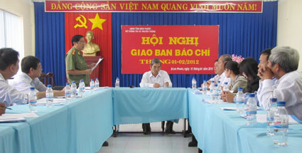 Hội nghị giao ban báo chí tháng 1 và 2-2012