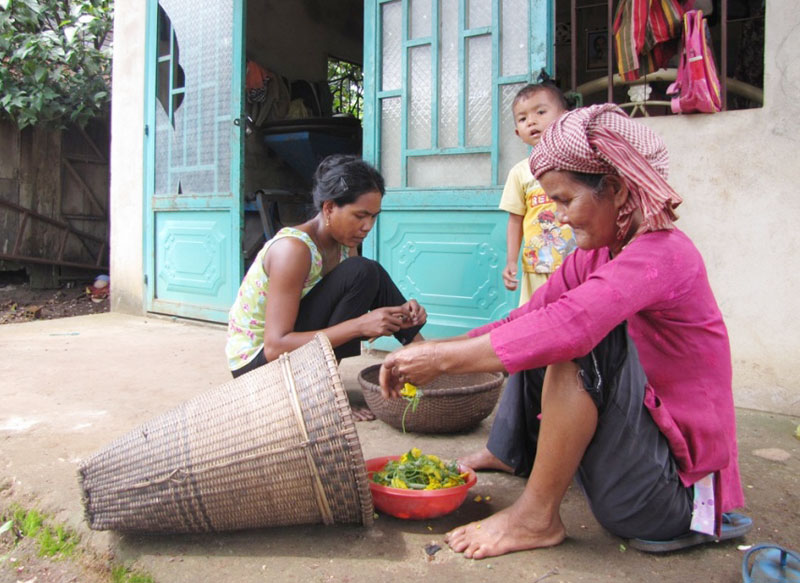 Phương tiện vận chuyển của đồng bào Xêtiêng ở Bình Phước