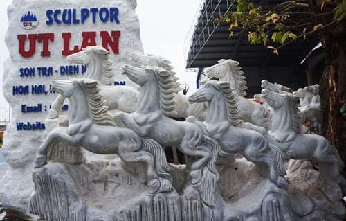  Hình ảnh con Ngựa trong sản phẩm của Làng đá mỹ nghệ Non Nước 