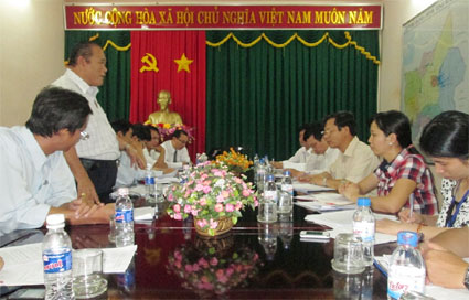 Đo&agrave;n đại biểu Quốc hội khảo s&aacute;t hoạt động của luật sư