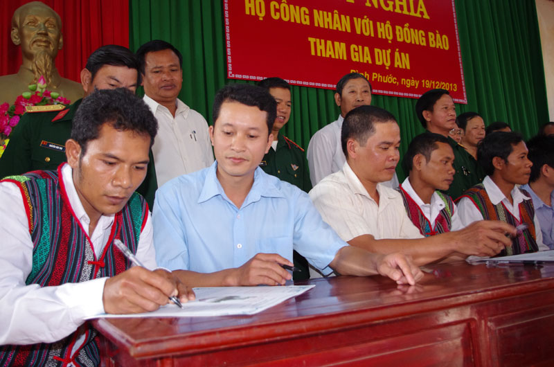 Nhiều hoạt động thiết thực kỷ niệm ng&agrave;y th&agrave;nh lập QĐND Việt Nam