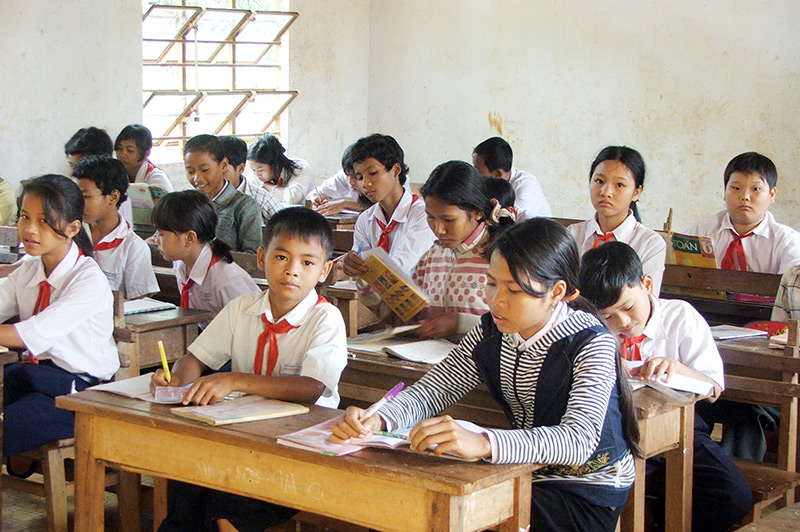 Dạy tiếng Khơ me cho học sinh dân tộc Khơ me