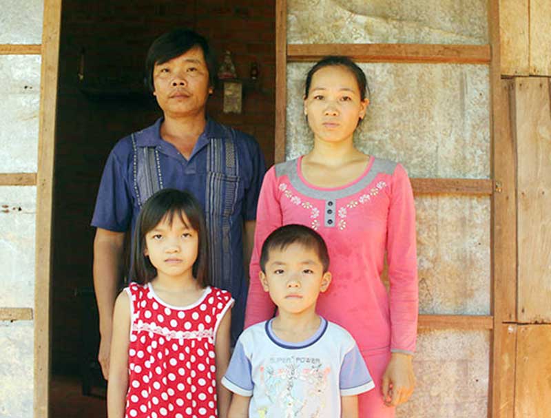 Nghèo vẫn không để con thất học