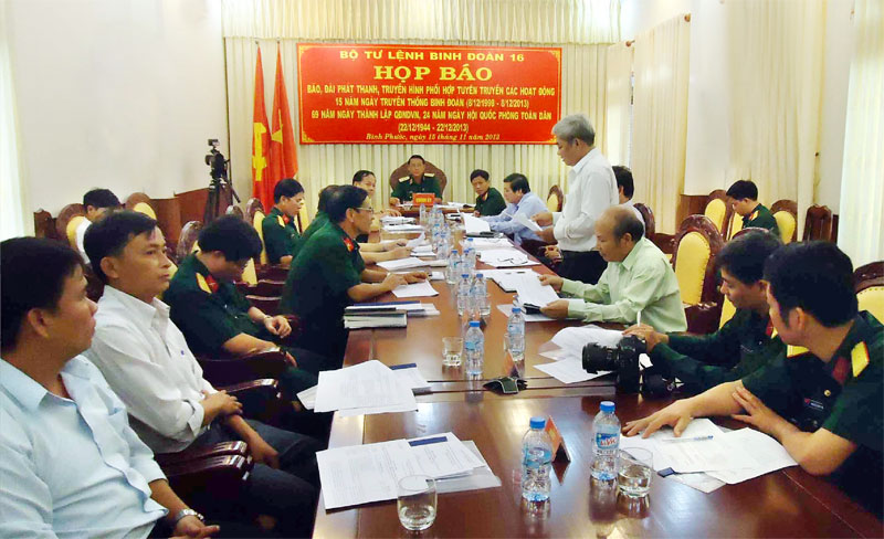 Binh đo&agrave;n 16 tổ chức họp b&aacute;o nh&acirc;n dịp 15 năm thành l&acirc;̣p