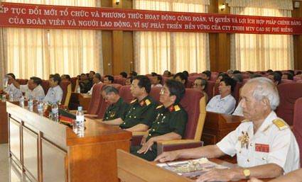 Họp mặt CCB Binh đo&agrave;n 23 - c&ocirc;ng ty TNHH MTV cao su Ph&uacute; Riềng