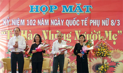 Kỷ ni&ecirc;̣m ngày Qu&ocirc;́c t&ecirc;́ Phụ nữ 8-3