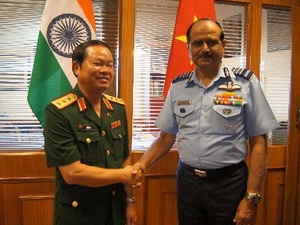 Ấn Độ coi trọng th&uacute;c đẩy hợp t&aacute;c quốc ph&ograve;ng với VN