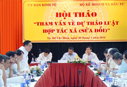 Tiếp tục ho&agrave;n thiện Luật Hợp t&aacute;c x&atilde; (sửa đổi)