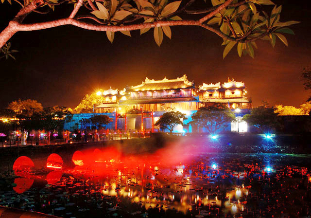 Huế - thành phố Festival