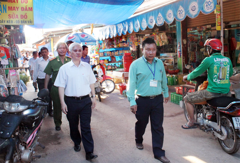 Chơn Thành: Hơn 50% số gia cầm được tiêm phòng dịch