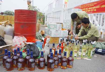 Kiểm soát chặt việc quảng cáo, khuyến mại nước uống có cồn