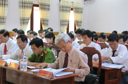 Khai mạc kỳ họp thứ ba, HĐND thị xã Đ&ocirc;̀ng Xoài khóa III