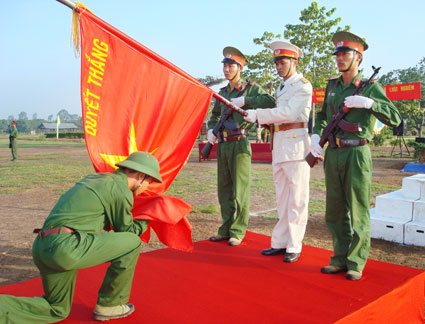 KỶ NIỆM 65 NĂM NGÀY TRUYỀN THỐNG LỰC LƯỢNG VŨ TRANG TỈNH (25-12-1945 - 25-12-2010)