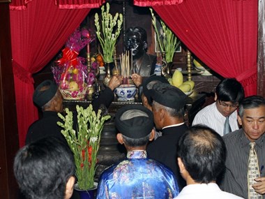 Chủ tịch nước dự kh&aacute;nh th&agrave;nh Đền thờ cố Tổng B&iacute; thư L&ecirc; Duẩn