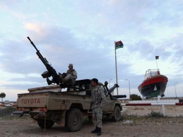 Phiến quân Libya cảnh cáo ý đồ dội bom tàu Triều Tiên