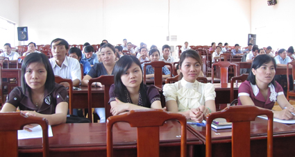 Khai giảng lớp đại học vừa l&agrave;m vừa học ng&agrave;nh X&acirc;y dựng Đảng v&agrave; ch&iacute;nh quyền Nh&agrave; nước