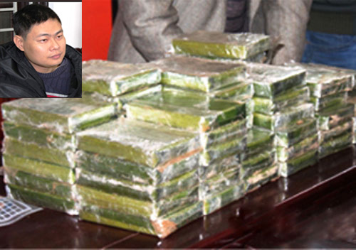 Ph&aacute; đường d&acirc;y vận chuyển 60 b&aacute;nh heroin xuy&ecirc;n bi&ecirc;n giới