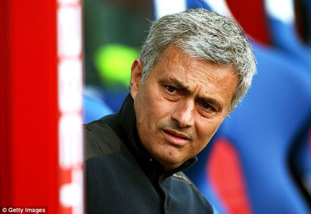 Mourinho tiết lộ về cuộc cách mạng ở Chelsea