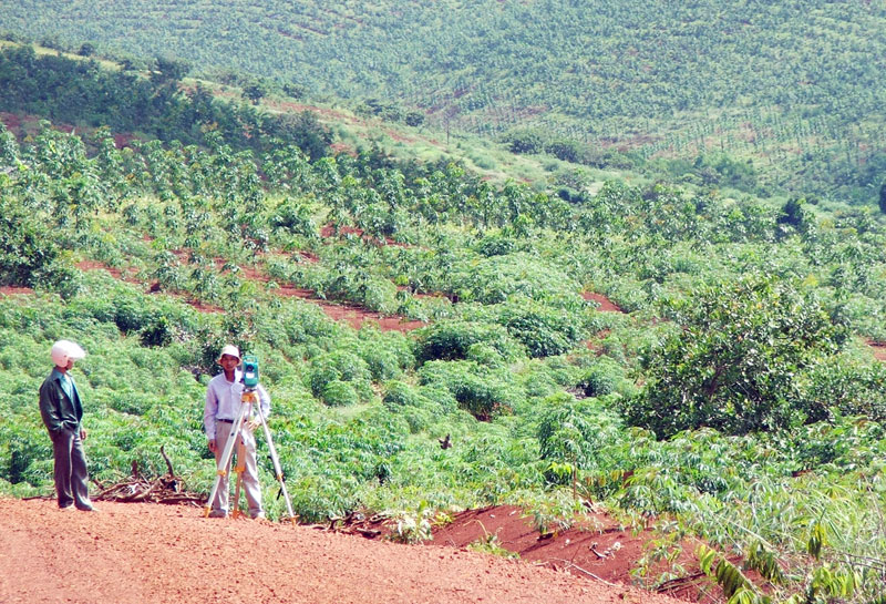 N&acirc;ng cao hiệu lực, hiệu quả quản l&yacute; nh&agrave; nước về đất đai