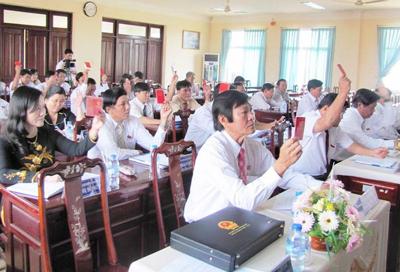 &Ocirc;ng Đo&agrave;n Văn Thảo được b&acirc;̀u làm Chủ tịch HĐND huyện Bù Đ&ocirc;́p