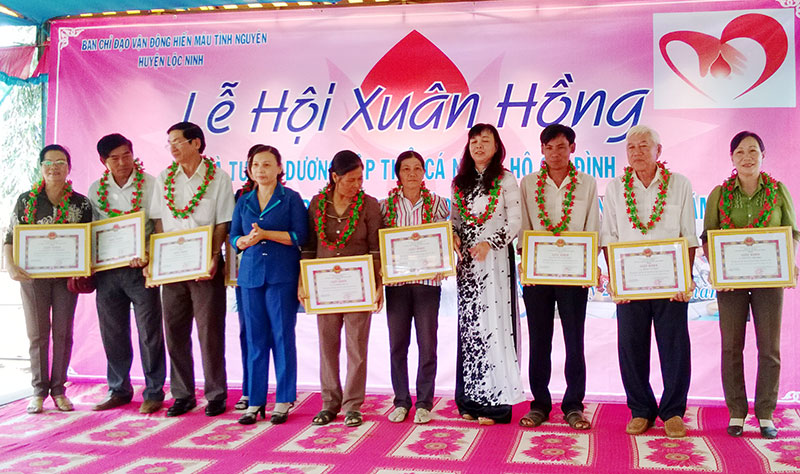 Nghĩa cử đẹp của người dân Lộc Thiện