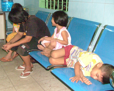 Ngược đ&atilde;i trẻ em sẽ bị phạt đến 15 triệu đồng