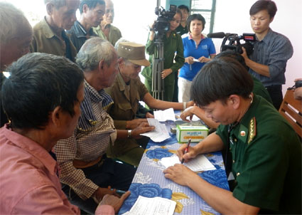 Người ph&aacute;t ng&ocirc;n cung cấp th&ocirc;ng tin cho b&aacute;o ch&iacute; phải ch&iacute;nh x&aacute;c, đầy đủ 