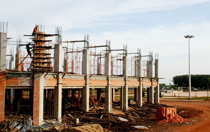 Ngân hàng phải hỗ trợ doanh nghiệp đang gặp khó khăn