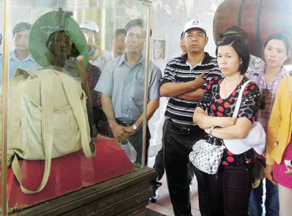 Những bức thư từ trong l&ograve;ng đất