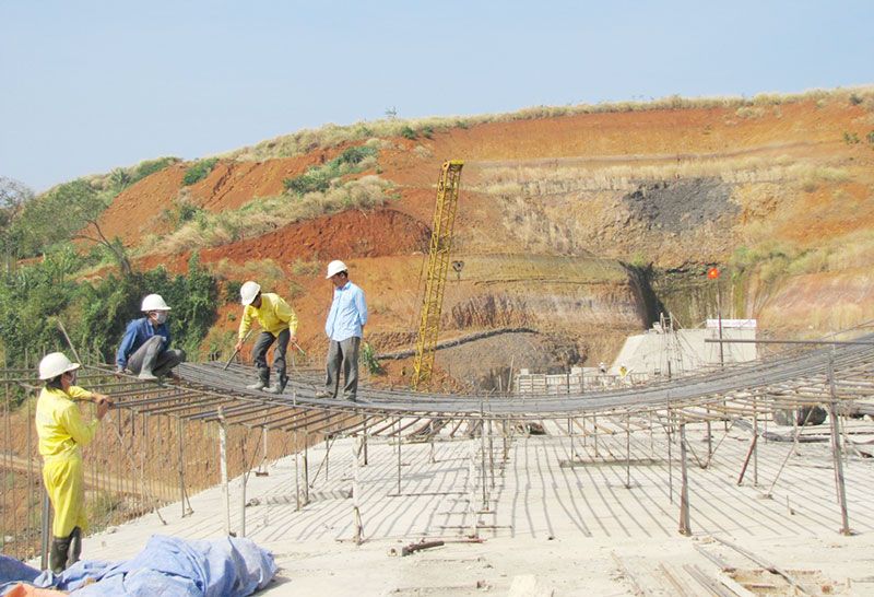 Những công trình mang tên… “hứa”