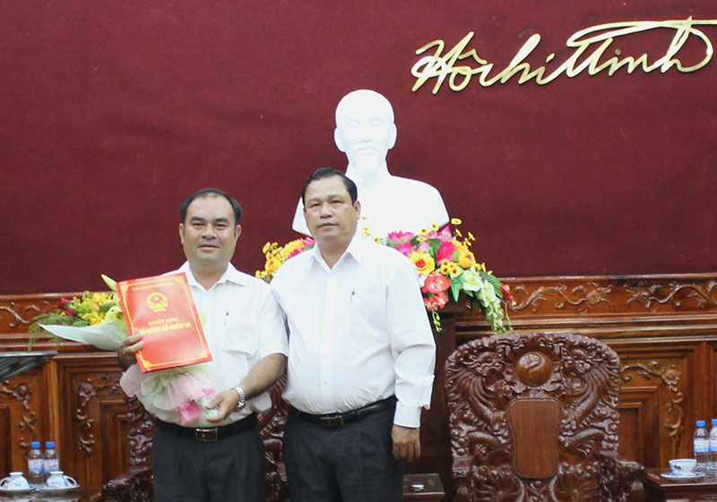 T&ocirc;̉ng giám đ&ocirc;́c C&ocirc;ng ty cao su S&ocirc;ng Bé Nguy&ecirc;̃n T&acirc;́n Hải tạm giữ chức Chủ tịch HĐTV