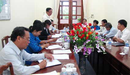 Họp r&uacute;t kinh nghiệm chương tr&igrave;nh gặp mặt sinh vi&ecirc;n tỉnh B&igrave;nh Phước