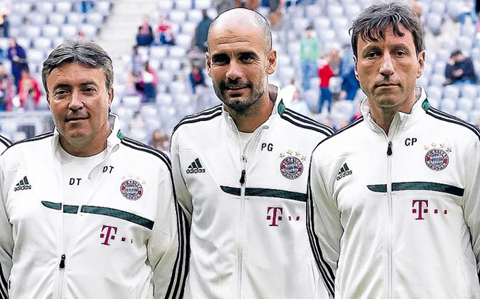Pep Guardiola buồn khổ vì Vilanova qua đời