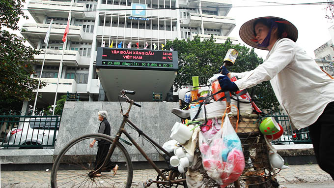 Petrolimex lãi lớn nhờ được ưu ái?