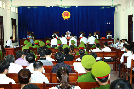 Quy định mới về hoạt động b&aacute;o ch&iacute; tại phi&ecirc;n t&ograve;a