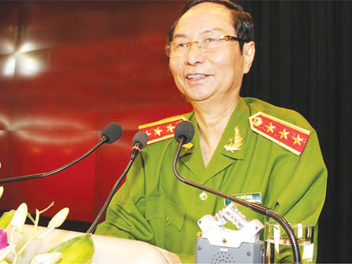 Vụ &aacute;n 'L&agrave;m lộ b&iacute; mật Nh&agrave; nước' sẽ được đ&igrave;nh chỉ do tướng Ngọ mất