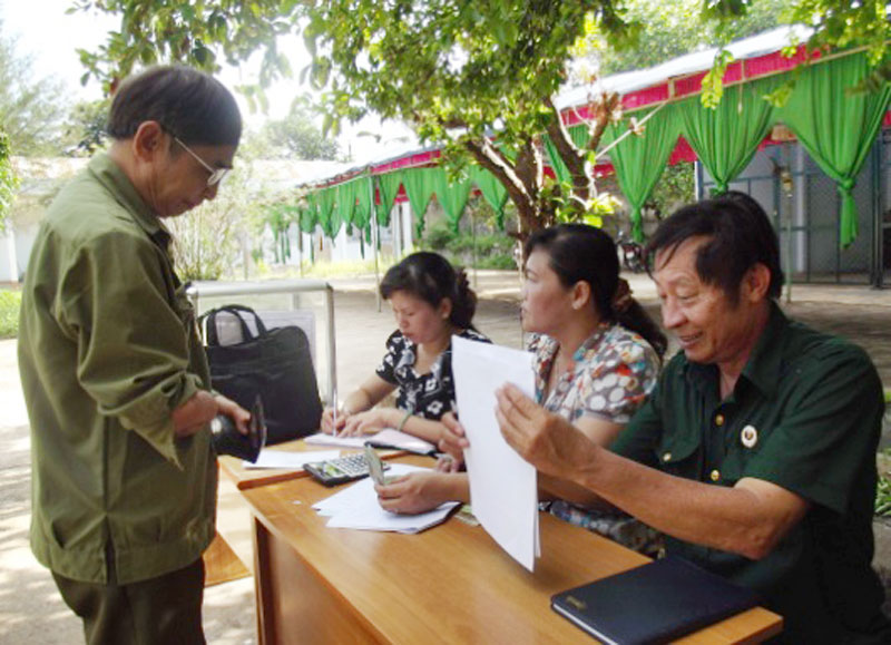 Quy&ecirc;n g&oacute;p 168 triệu đồng từ buổi gặp mặt &ldquo;v&igrave; nghĩa t&igrave;nh với đồng đội ngh&egrave;o&rdquo;