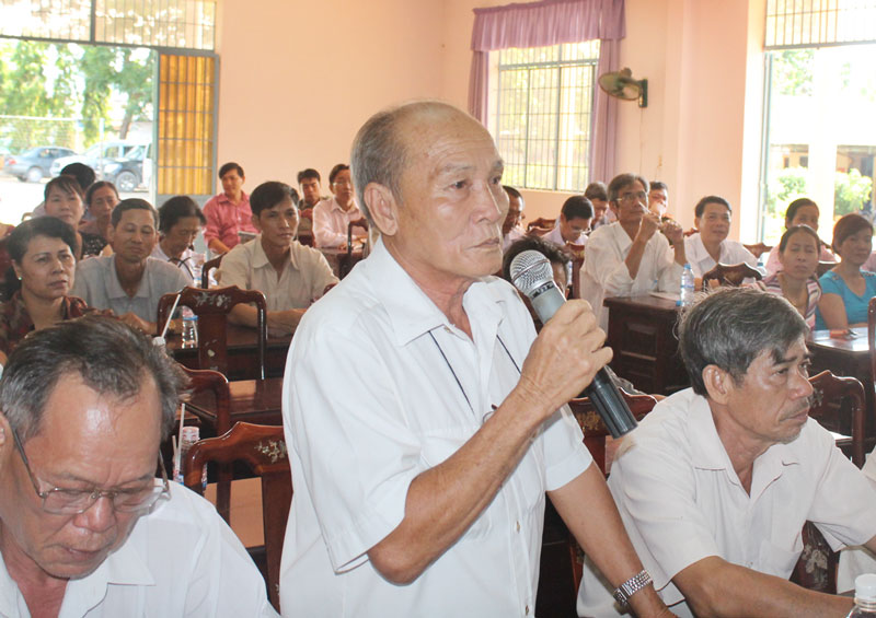 Đại biểu Quốc hội tiếp x&uacute;c cử tri phường An Lộc: N&oacute;ng quy hoạch treo