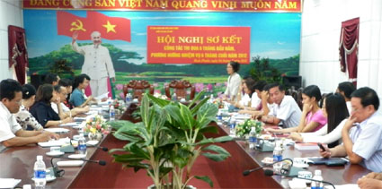 Sơ kết phong tr&agrave;o thi đua khen thưởng 6 th&aacute;ng đầu năm của khối thi đua số 1